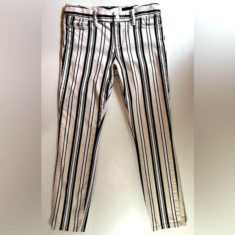 Club Monaco black, cream & white cropped jeans. Size 2